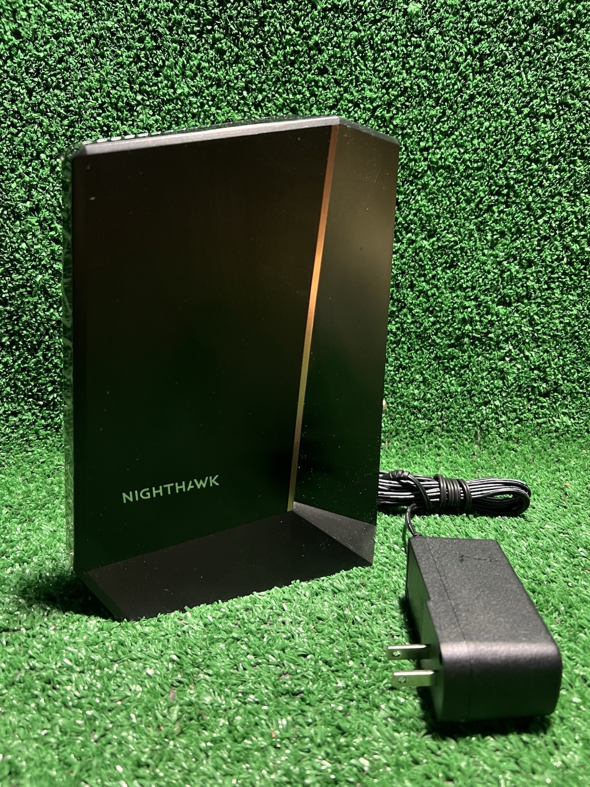 Netgear Nighthawk CM2000 DOCSIS 3.1 Multi-Gig Cable Modem – Tested Working, Used