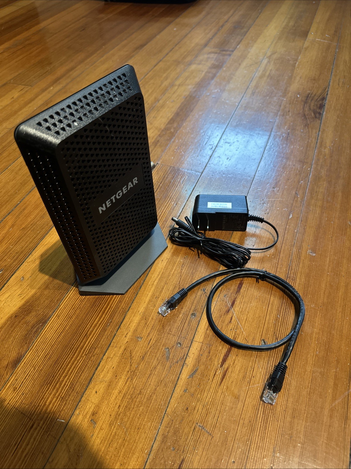 NETGEAR CM1100 DOCSIS 3.1 Multi-Gig Cable Modem with Power Cord Tested Working