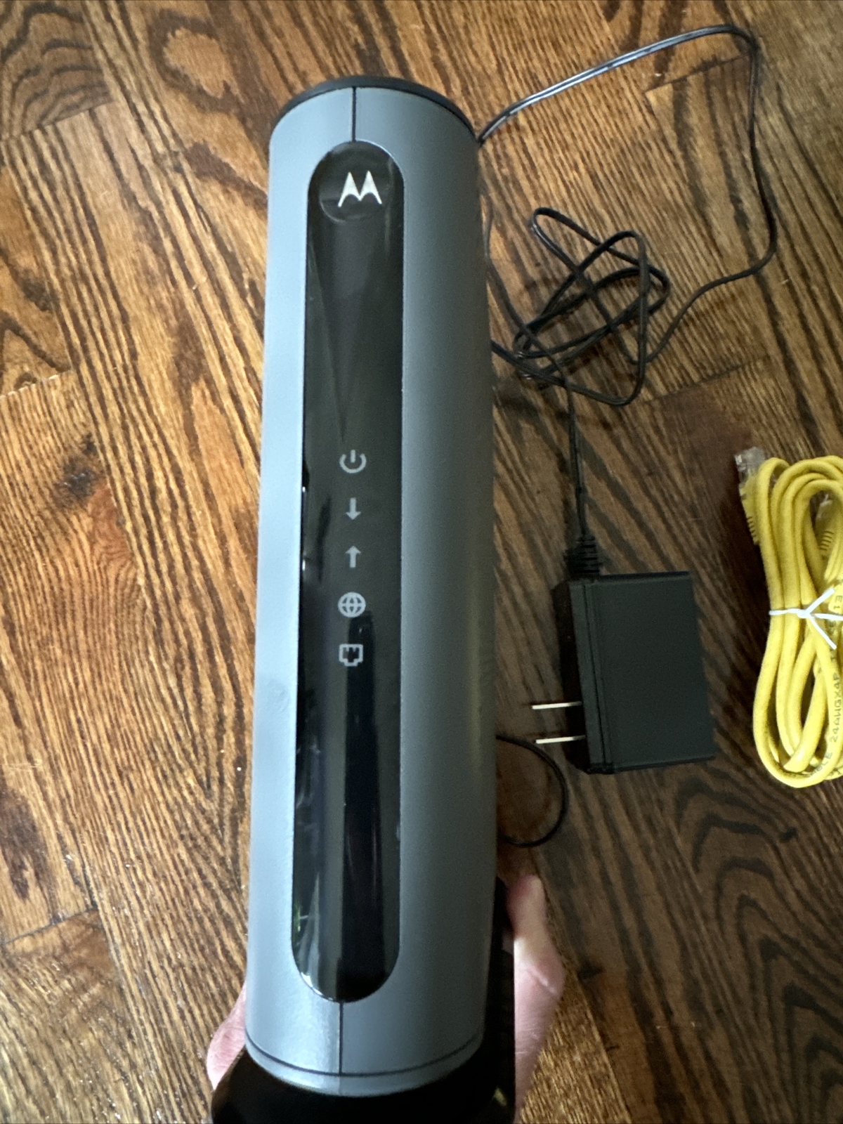 Motorola MB8600 DOCSIS 3.1 Cable Modem – Black – Certified for Comcast, Cox