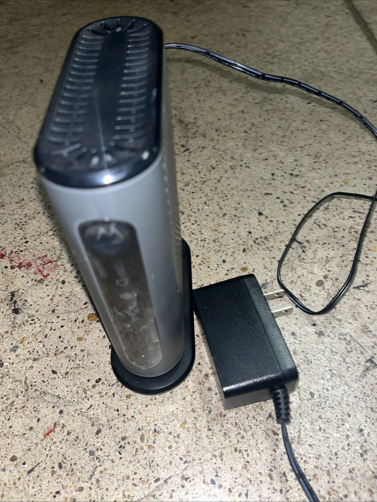 MOTOROLA 16×4 Cable Modem Model MB7420 ~ 686 Mbps DOCSIS 3.0