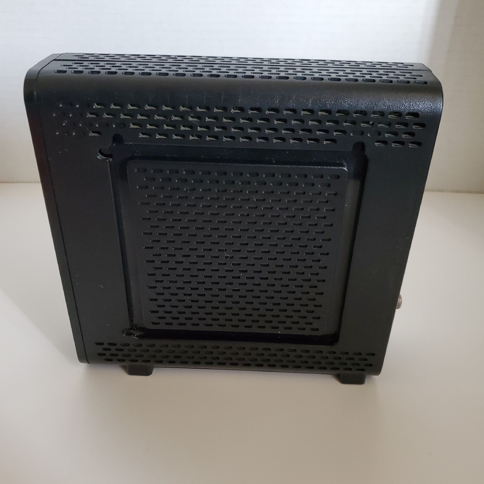 Motorola Arris Surfboard SBG6580 G228 Cable Modem Router Black No Cords