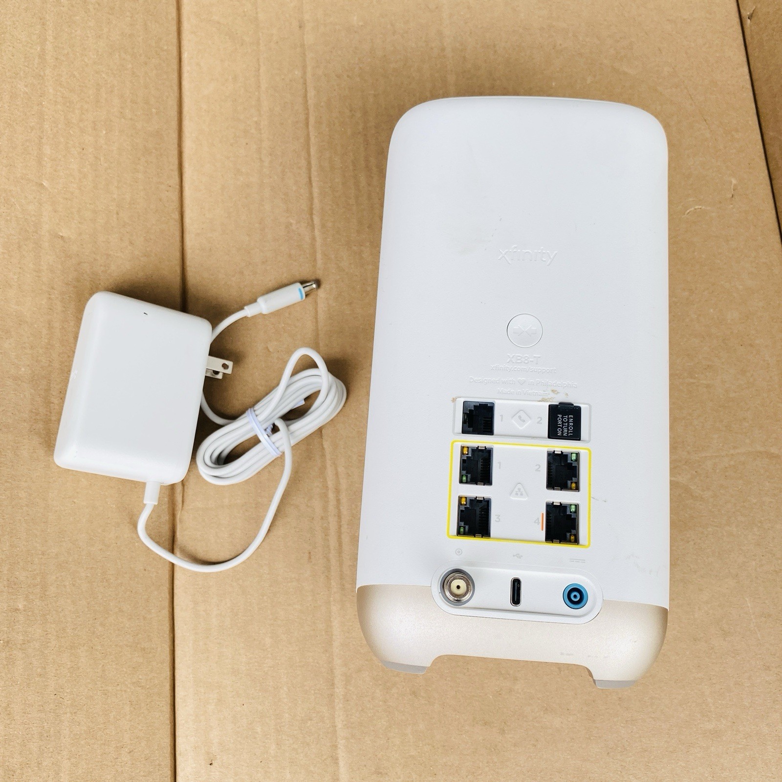 Xfinity xFi Gateway Router XB8-T Wifi CGM4981COM W/Power Adapter Read…