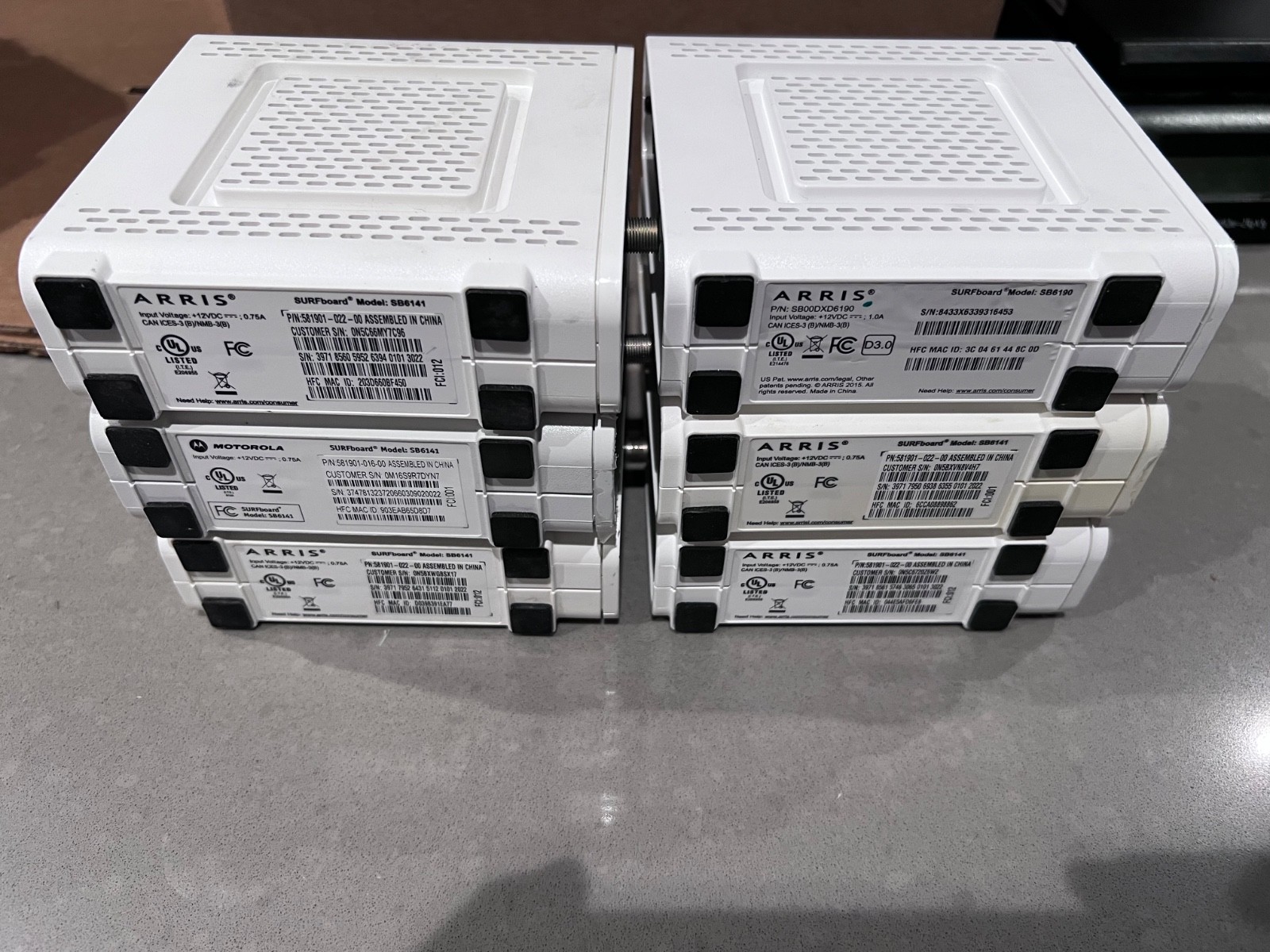As-is Lot of ARRIS SURFboard SB6141 Surf Board Modem SB6190
