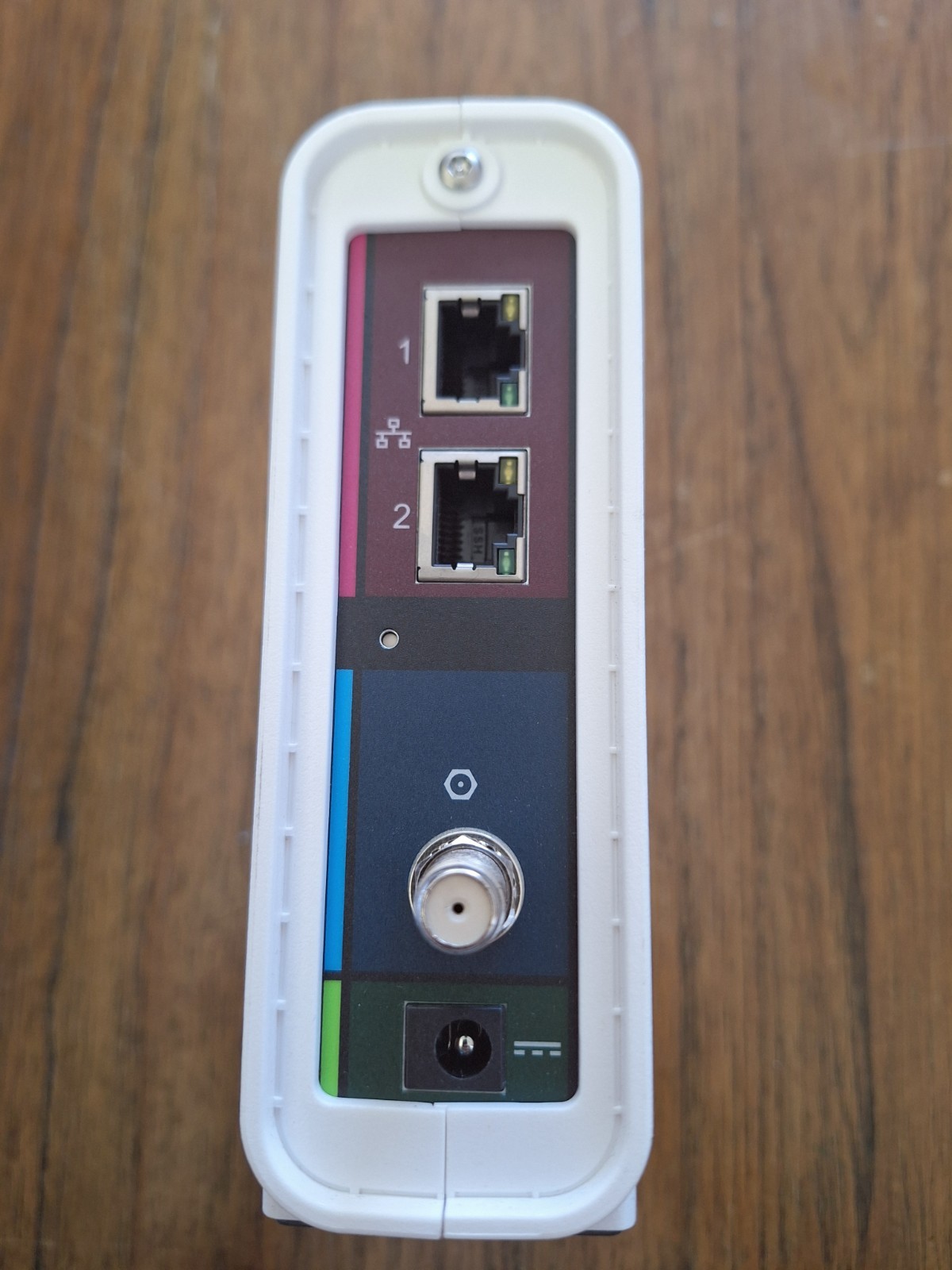 ARRIS SB8200 Surfboard Cable Modem Fast DOCSIS 3.1 Tested