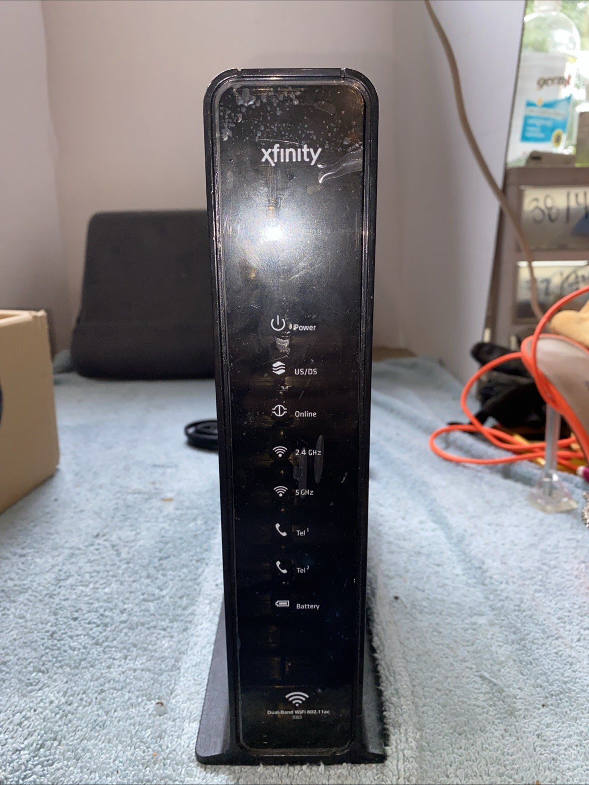 Xfinity Arris TG1682G Dual Band Wireless 802.11ac Cable Modem and Wi-Fi Router