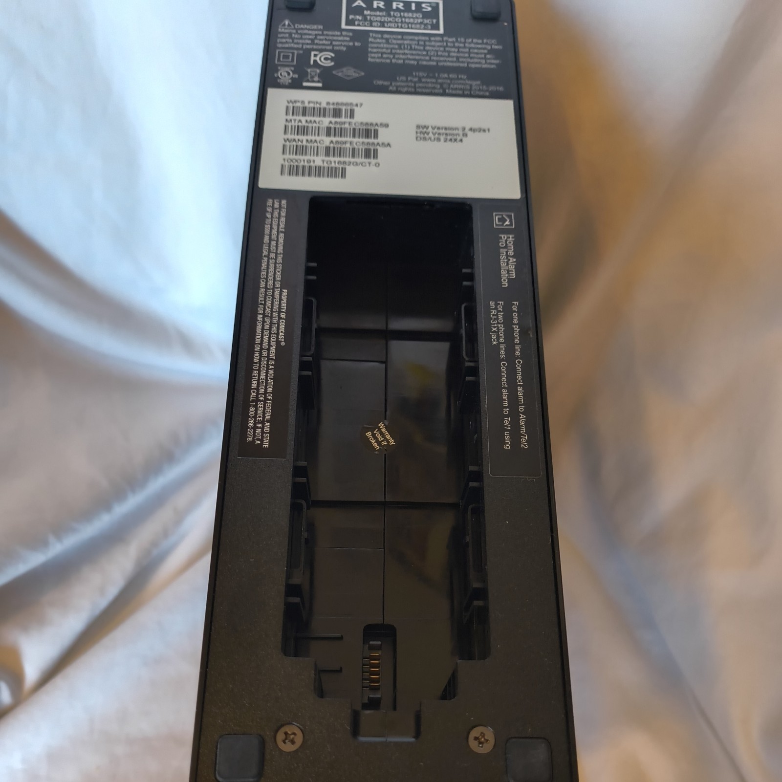 ARRIS TG1682G & Phone Gateway Cable Wireless Panoramic WIFI Router No Cord