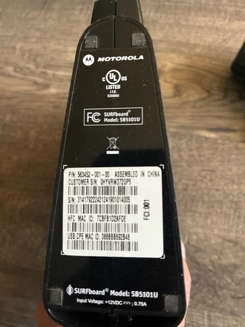 Motorola SB5101U Modem with AC Adapter