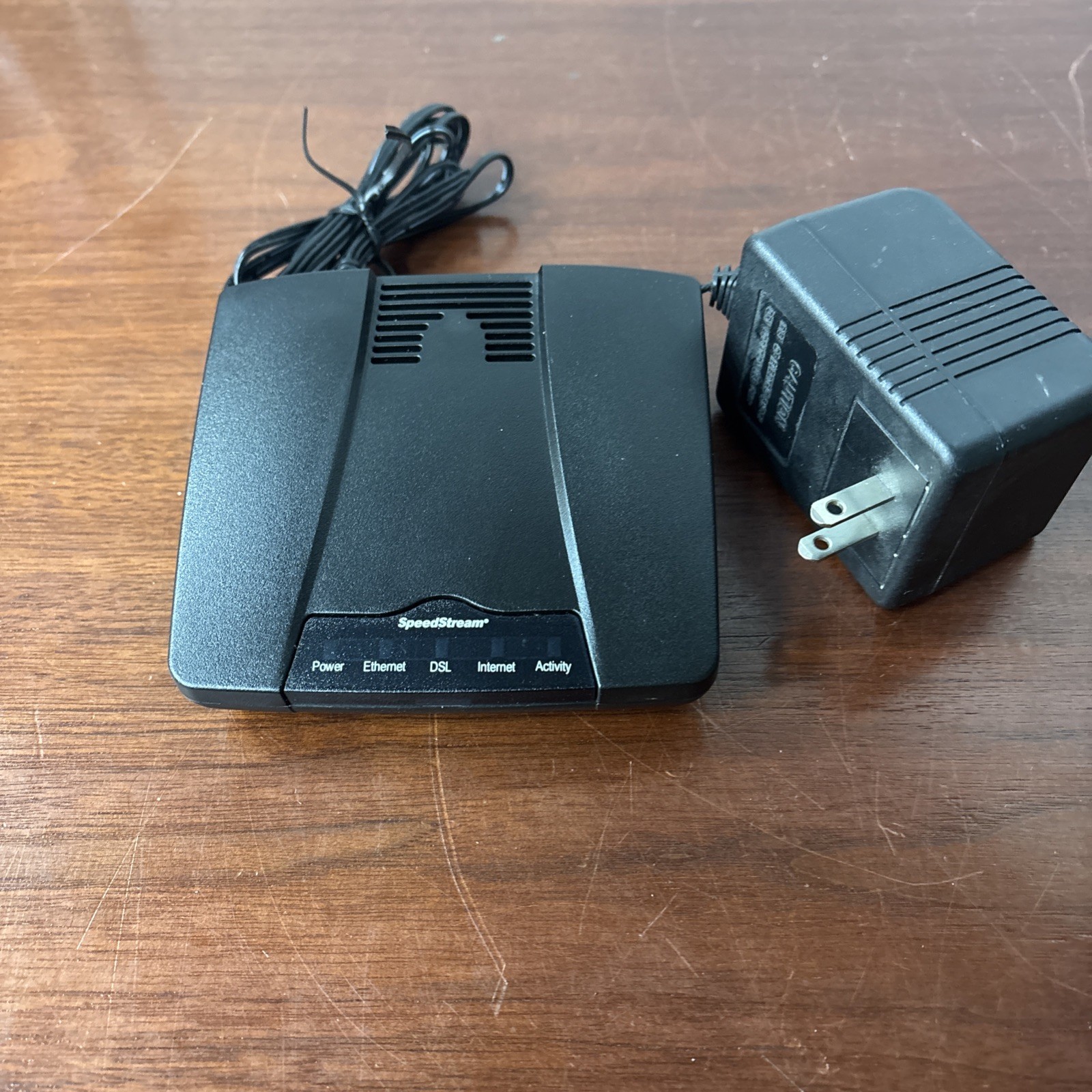 Siemens Speedstream 4100 Ehternet ADSL Modem With Power Supply