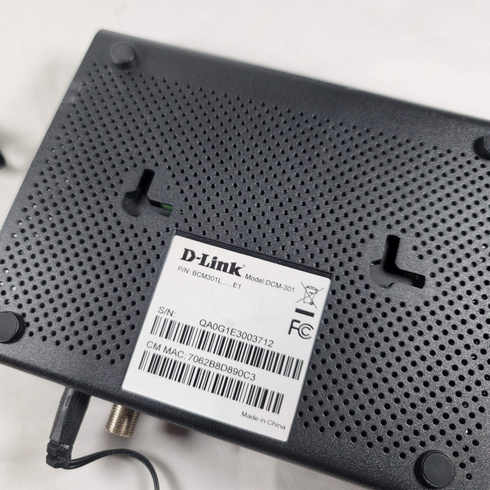 D-Link DCM-301 348.16 Mbps Cable Modem SHIPS NEXT DAY W/Power Cord