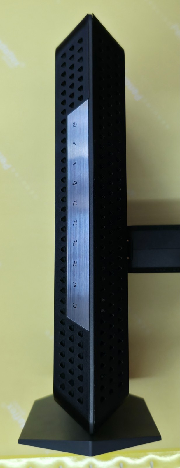 NETGEAR CM1150V Nighthawk Multi-Gig Speed Cable Modem for XFINITY Voice & Data