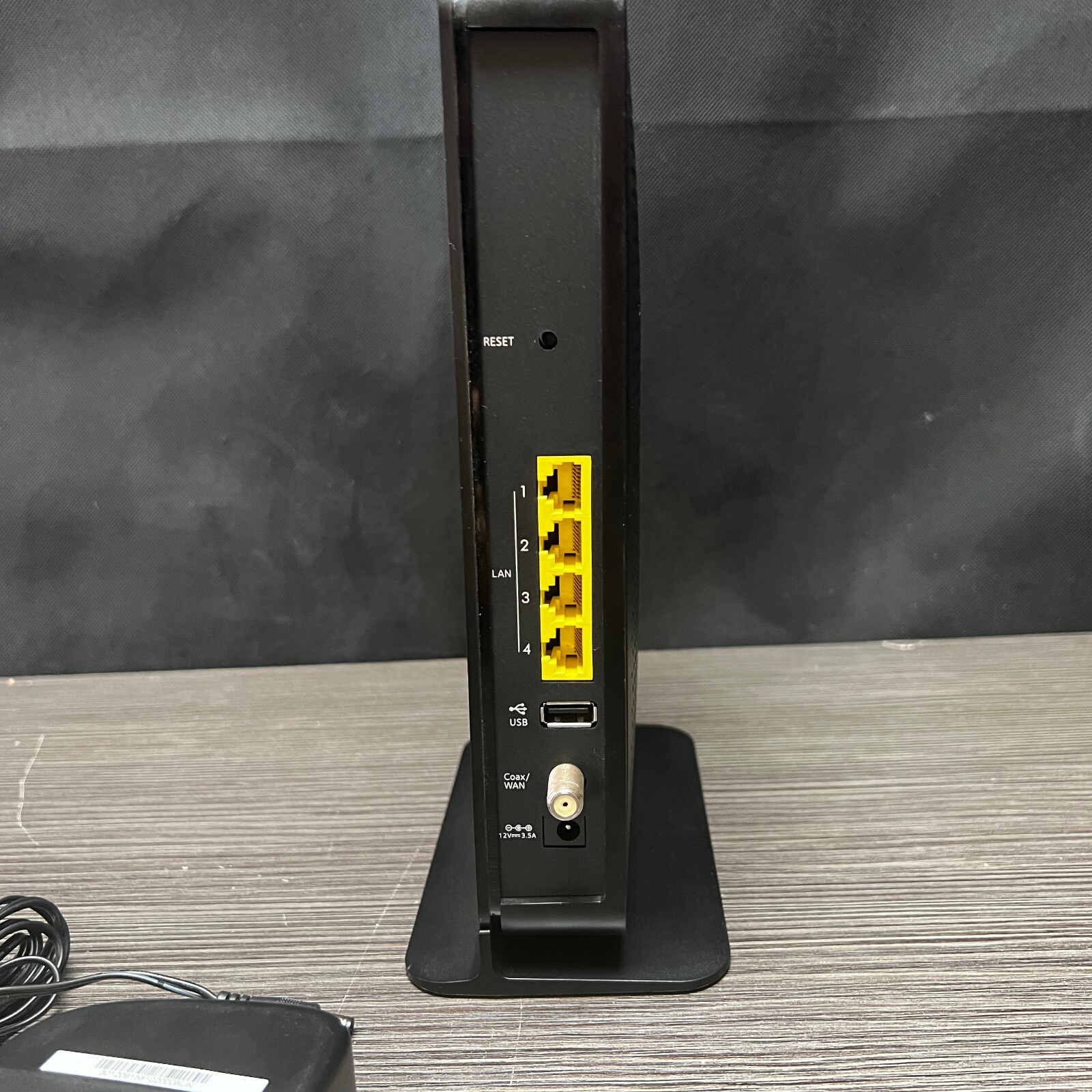 NETGEAR C6300BD AC1900 DOCSIS 3.0 Cable Modem and WiFi Router Used Working