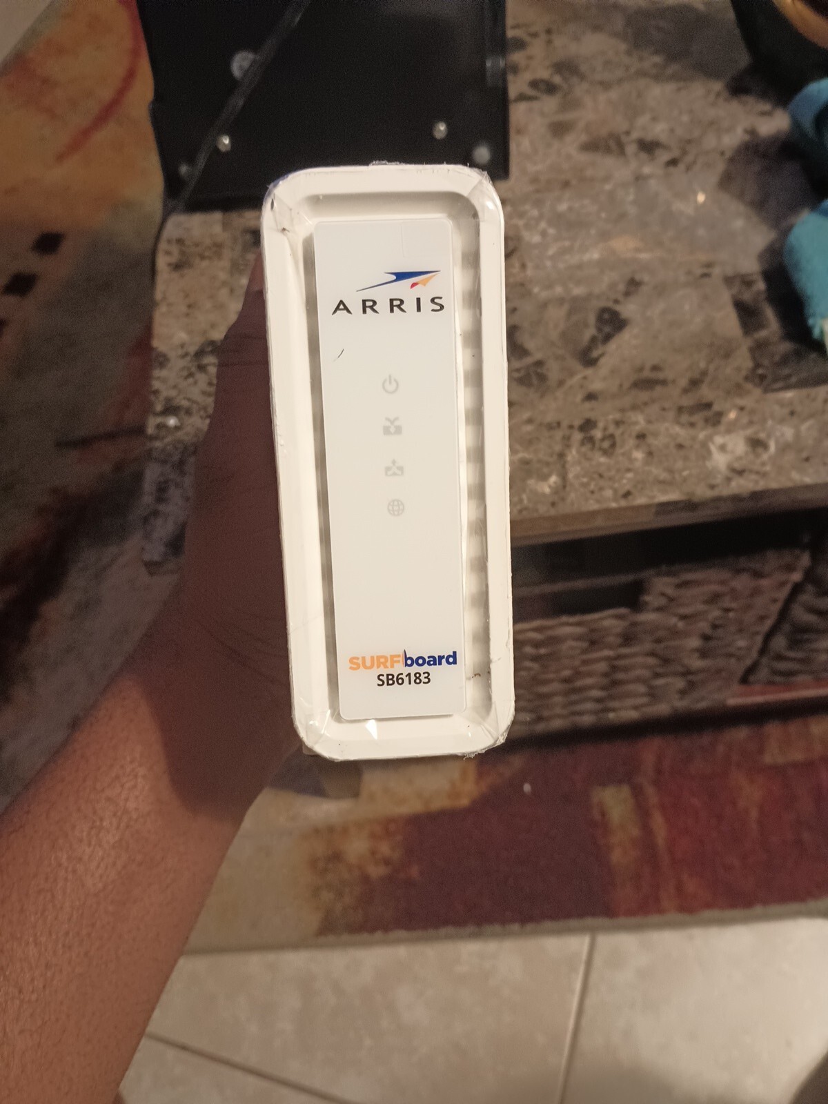 ARRIS SURFboard SB6183 DOCSIS 3.0 Cable Modem