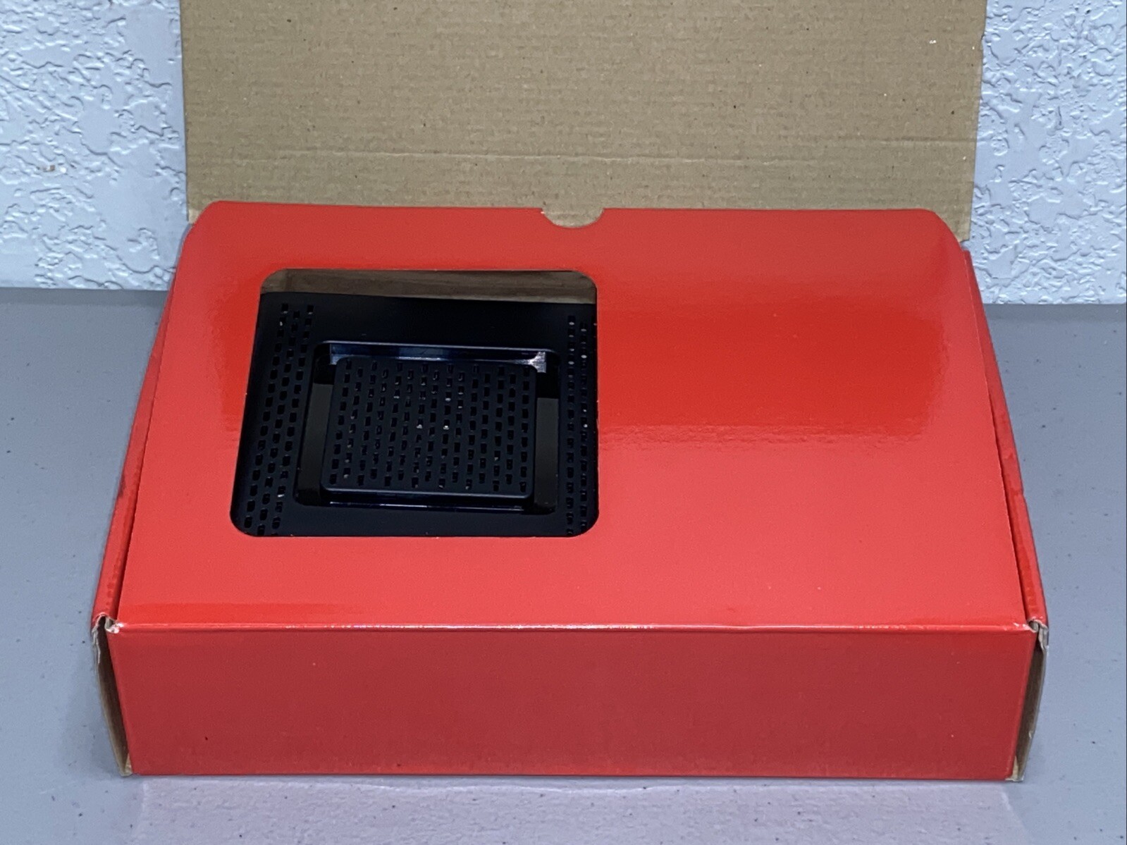 ARRIS SURFboard SB6121 DOCSIS 3.0 10 Gbps Hi Speed Wi-Fi Cable Modem With Power