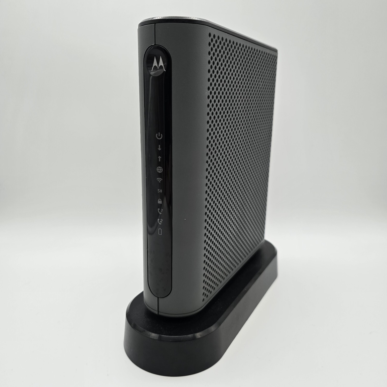 Motorola MT7711 24×8 Cable Modem plus AC1900 Router with voice *USED*