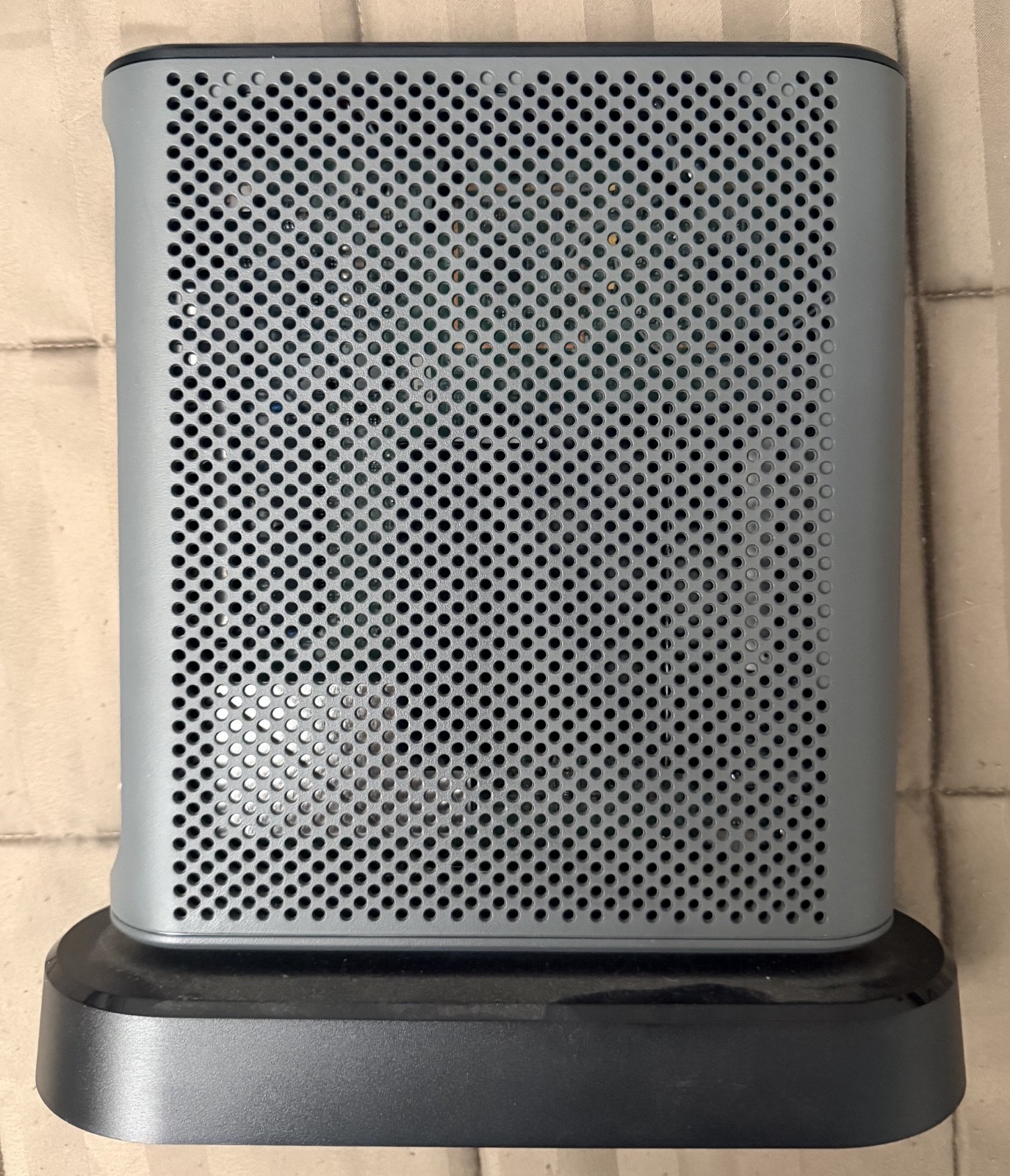 USED MOTOROLA MT7711 24×8 CABLE MODEM DUAL WiFi Gigabit Router with Voice