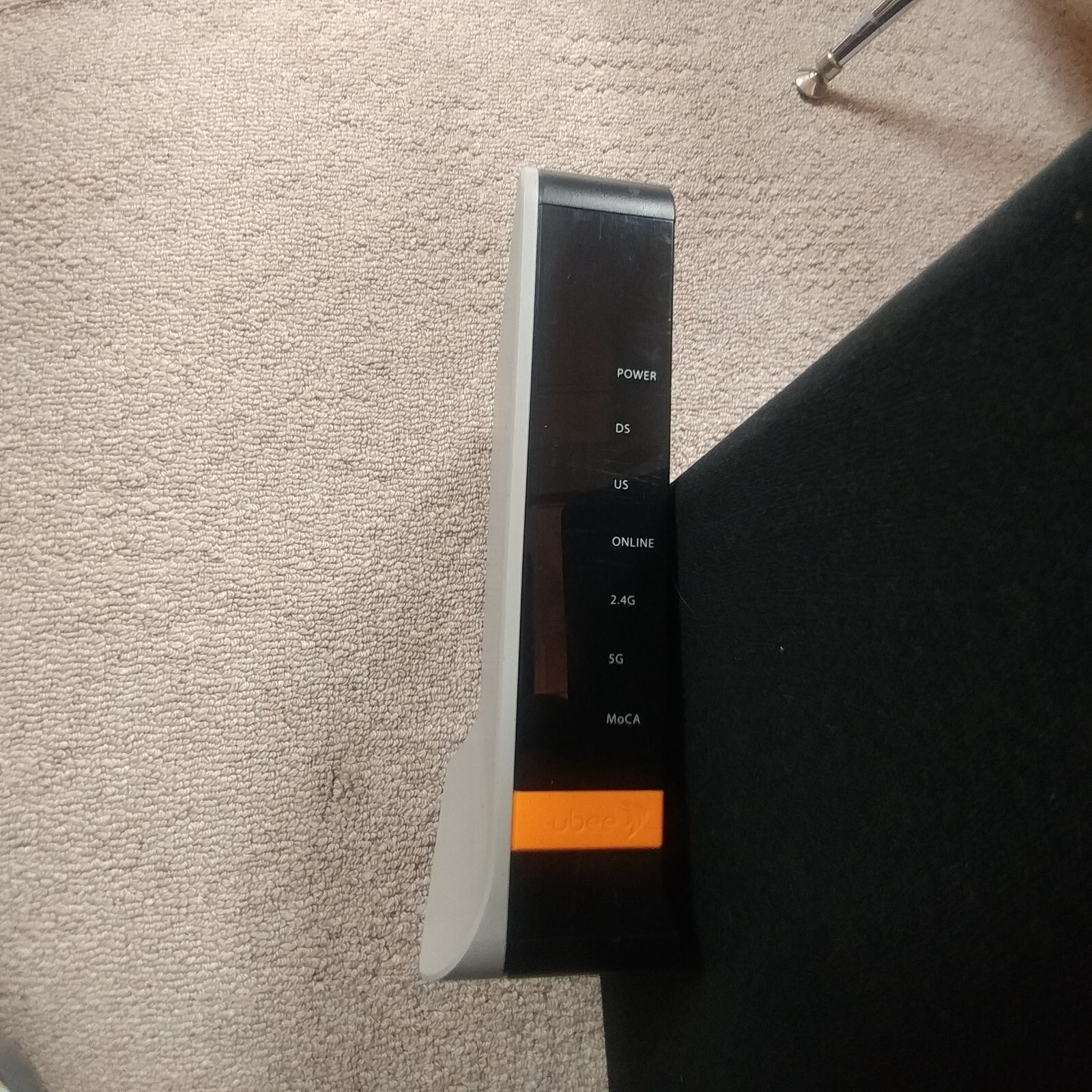 Ubee DDW36C Wireless Cable Modem Router Gateway with AC & ethernet chord -Tested