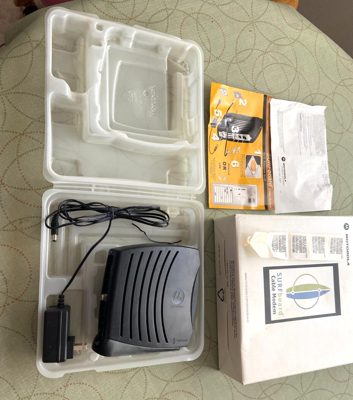 Motorola SURFboard SB5120 Cable Modem – With Power Adapter Boxed