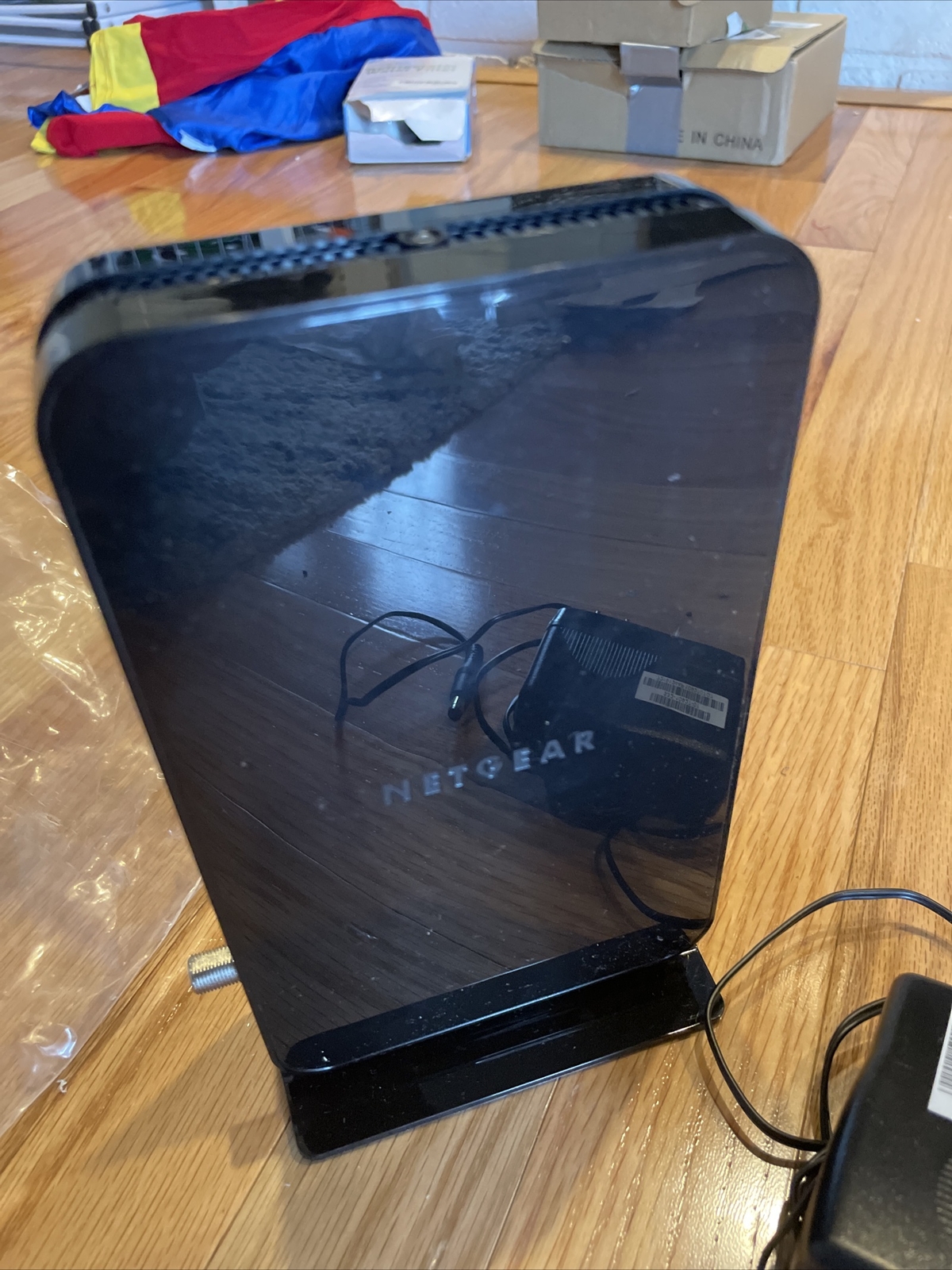 NETGEAR CM500V Cable Modem DOCSIS 3.0 Voice for Optimum, Xfinity, Cox, Spectrum
