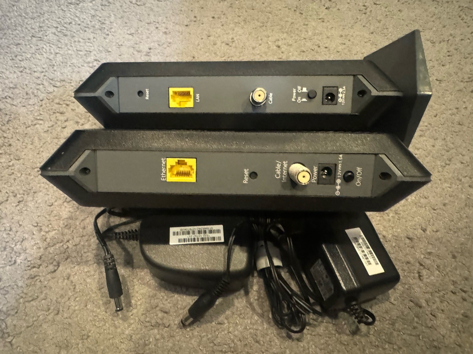 NETGEAR CM1000 & CM600 Wired Cable Modem Lot