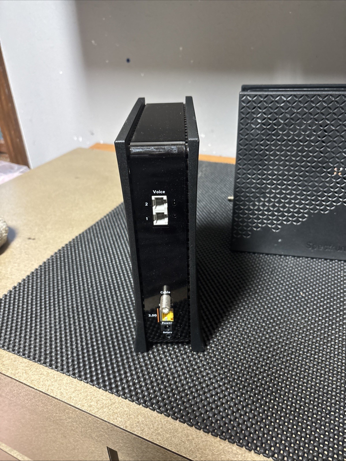 (4)Spectrum Cable Modem – EU2251 DOCSIS 3.1 eMTA! No Power Cords Included!!