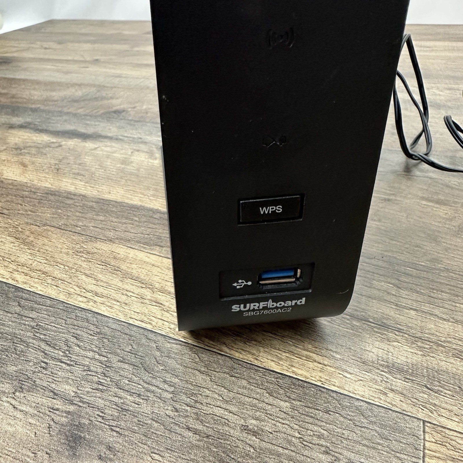 ARRIS SURFboard SBG7600AC2 DOCSIS 3.0 Dual-Band WiFi Modem Router 32×8