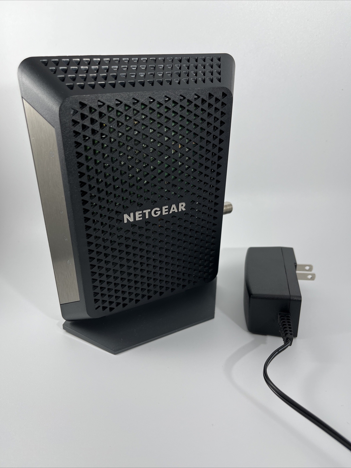 NETGEAR CM700-100NAS Cable Modem One Owner Tested Working