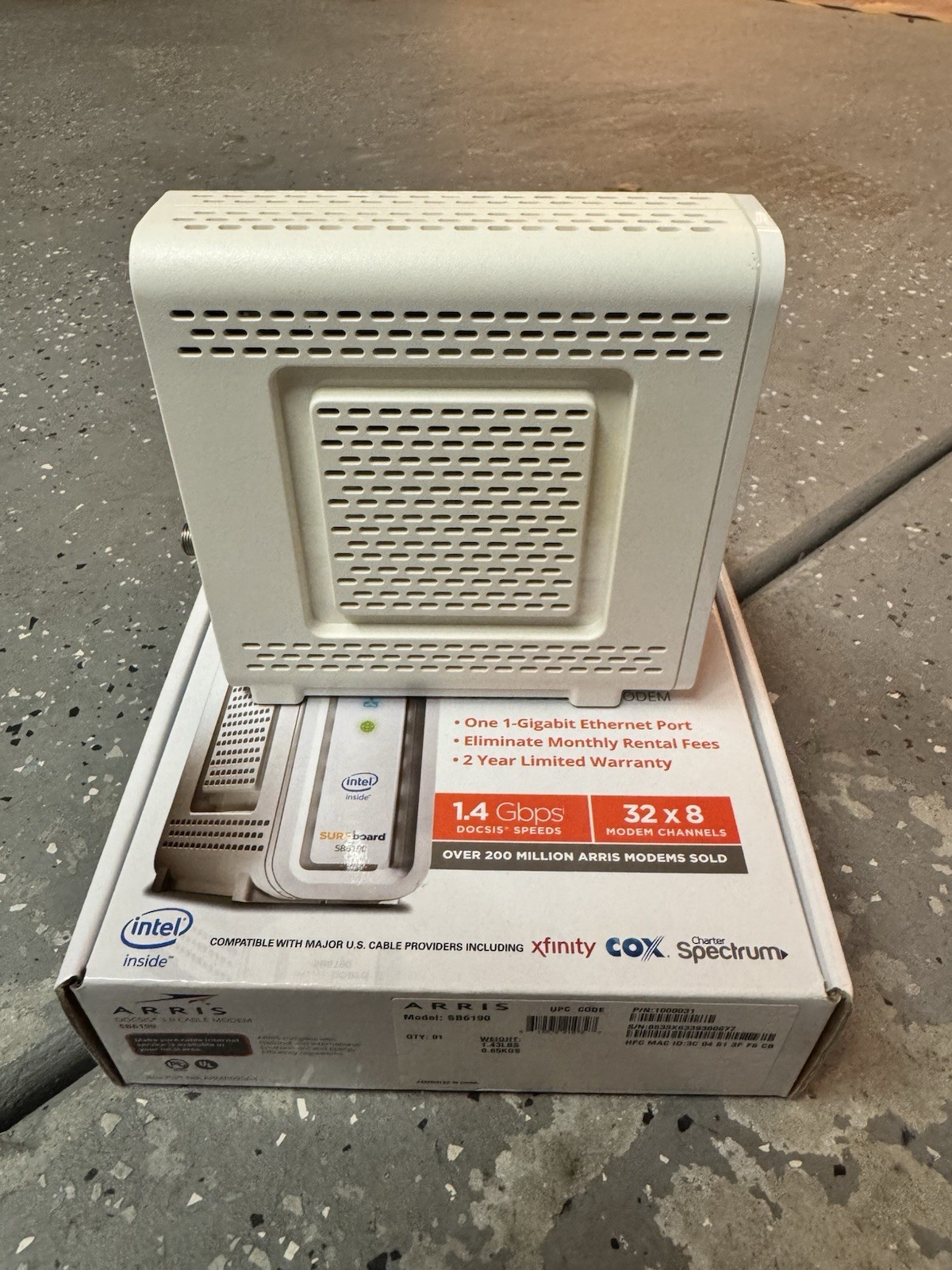 ARRIS SURFboard SB6190 DOCSIS 3.0 32 x 8 Gigabit Cable Modem – Open Box
