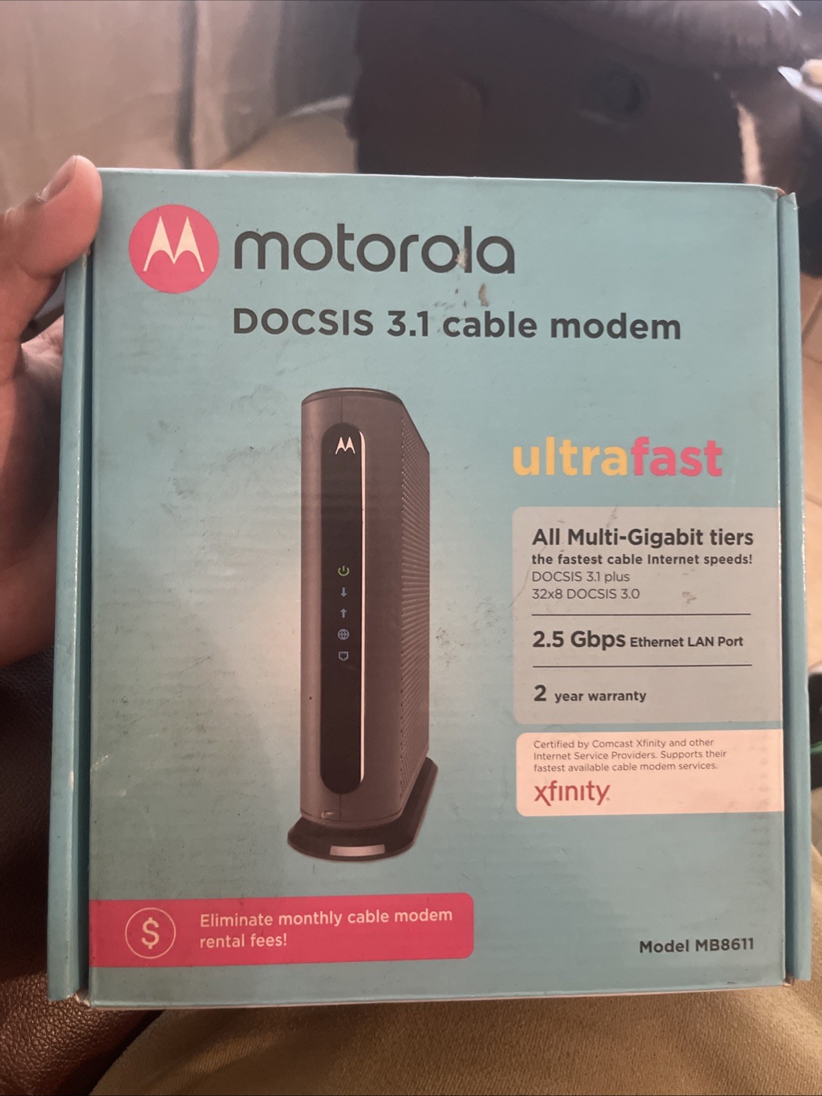 Motorola DOCSIS 3.1 Cable Modem 2.5 Gbps Ethernet LAN Port