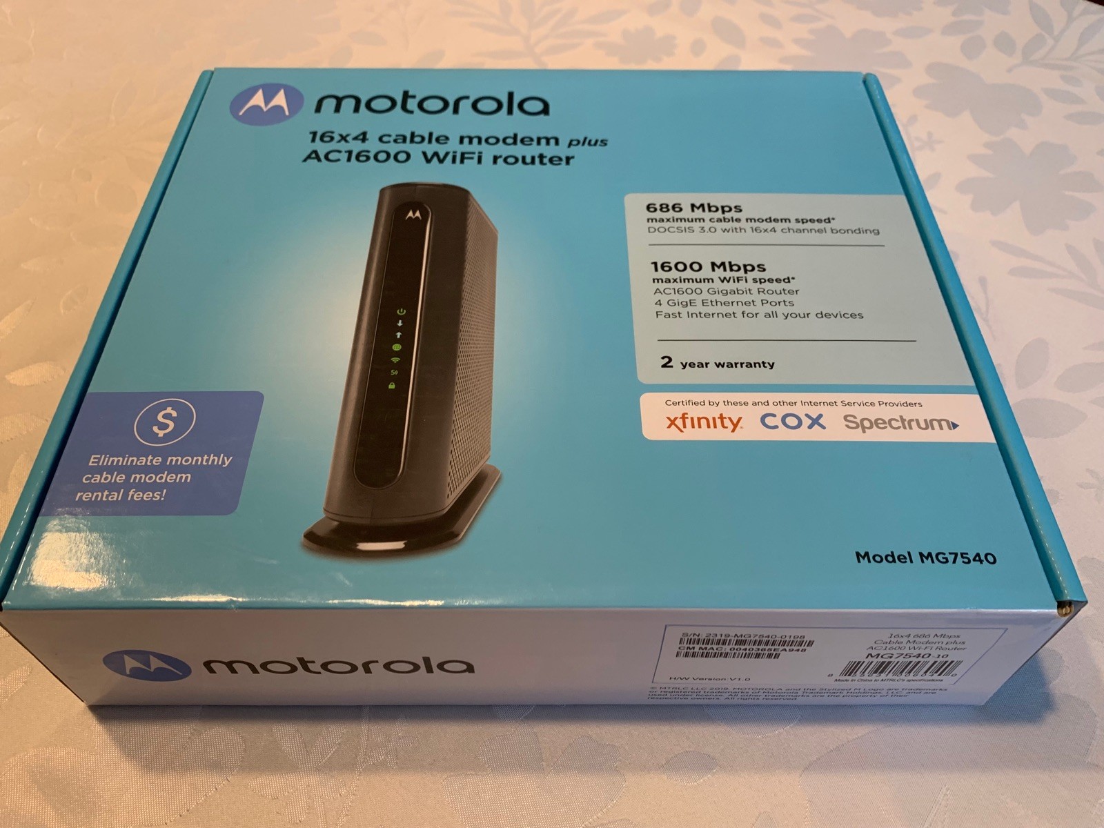 Motorola MG7540 16×4 Cable Modem Plus AC1600 Dual Band Wi-Fi Router with DFS