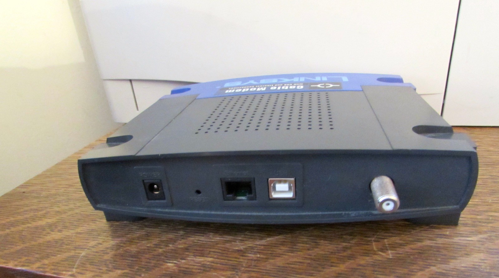 Linksys BEFCMU10 42.88 Mbps Cable Modem Ver. 4