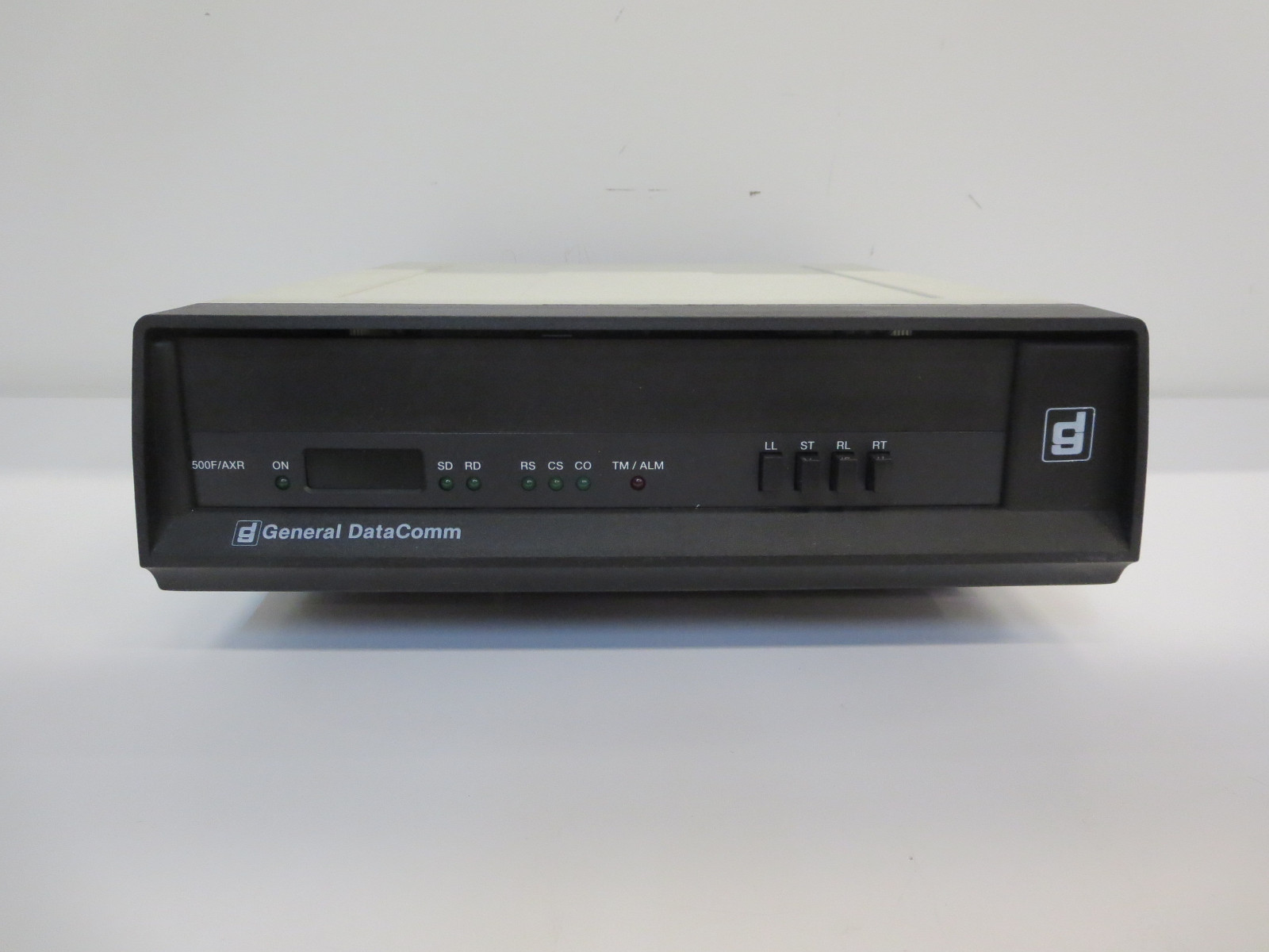 GENERAL DATACOMM DC 500F/AXR-48VDC MODEM ENCLOSURE MODEL DE-17/DC; 48 VDC