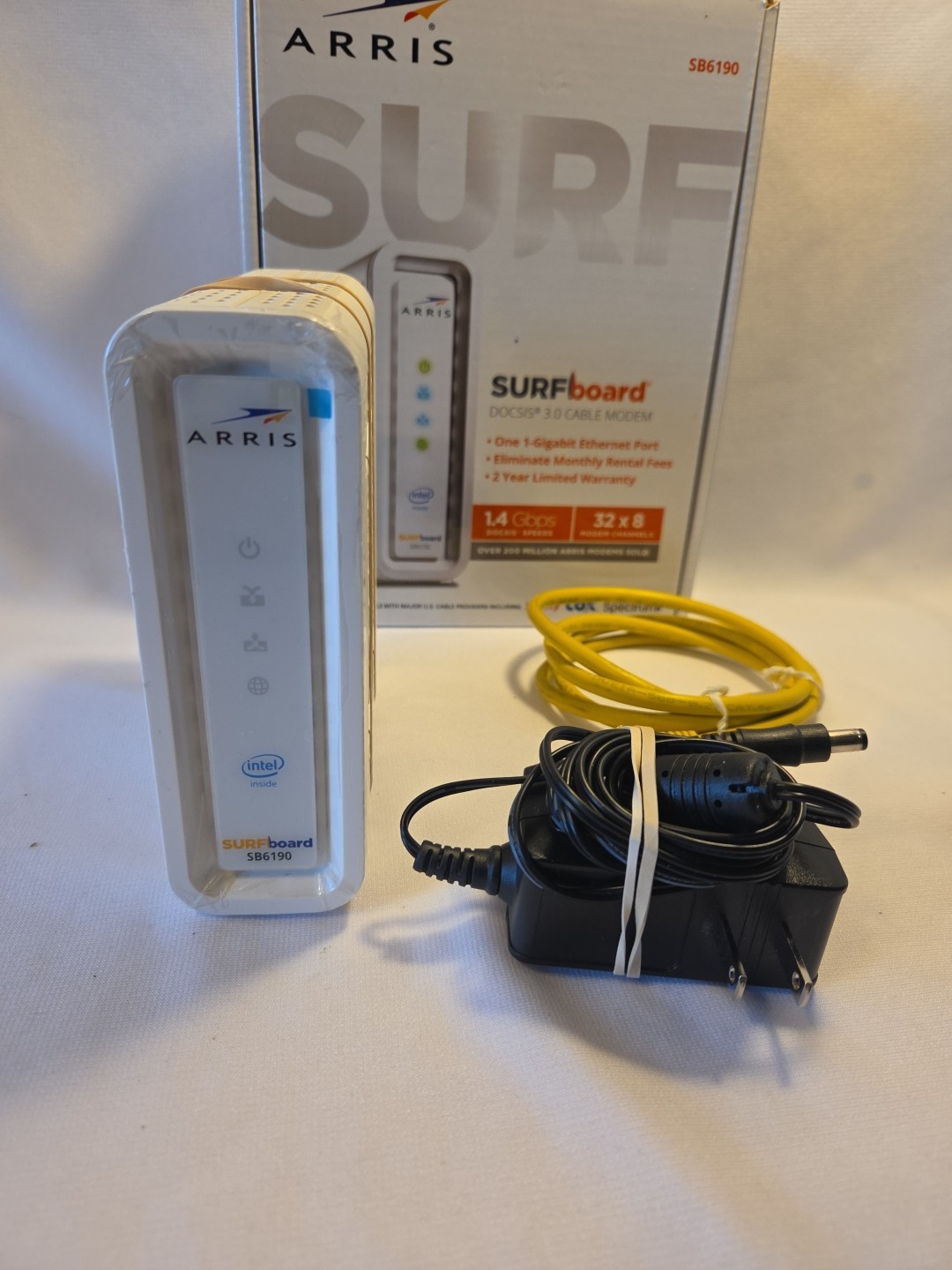 ARRIS SURFboard SB6190 DOCSIS 3.0 32 x 8 Gigabit Cable Modem White