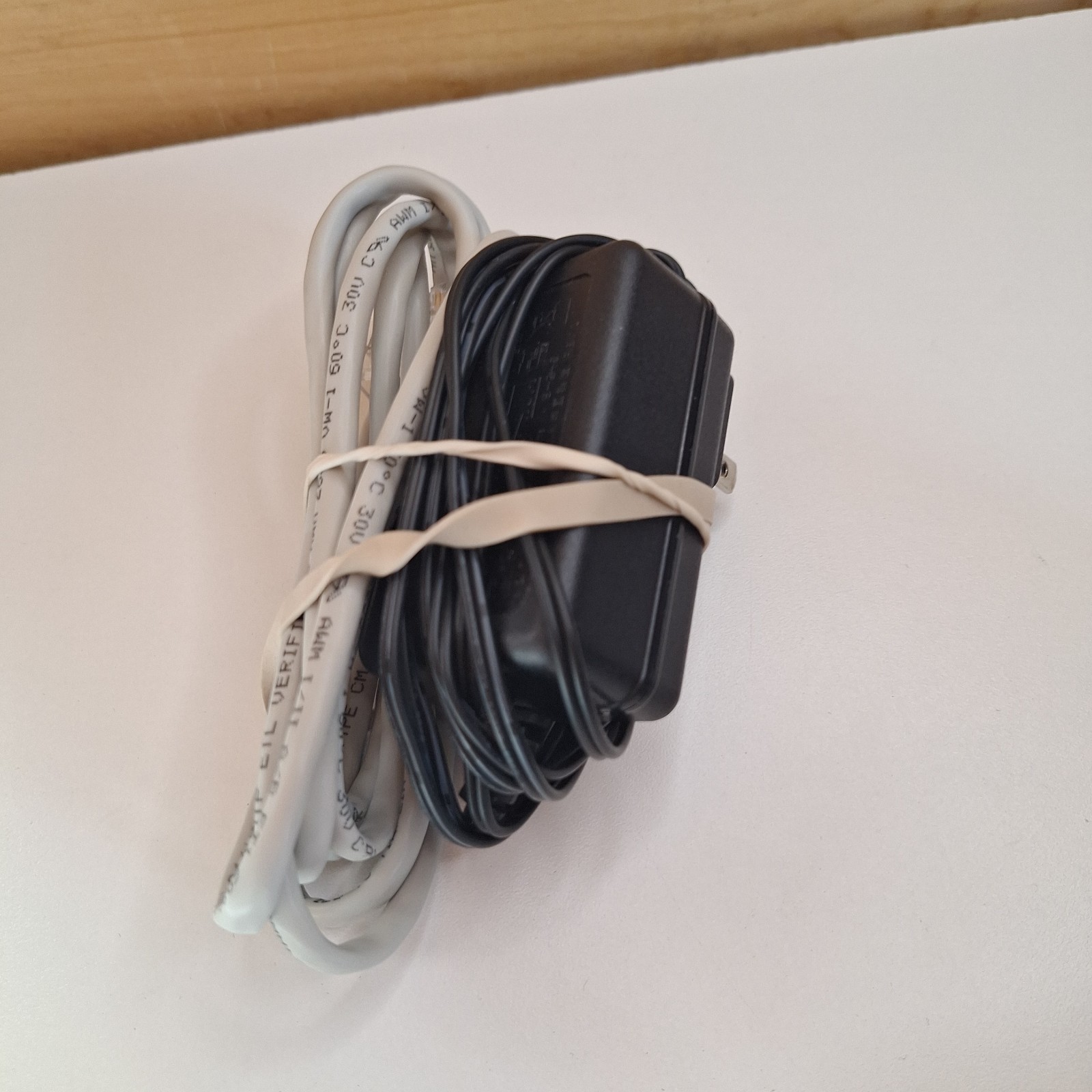 Motorola Surfboard SB6121 WiFi Cable Modem Black (575186-017-00) TESTED