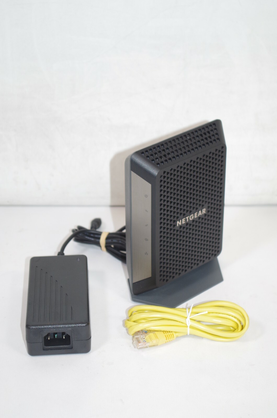 NETGEAR – 32 x 8 DOCSIS 3.0 Cable Modem – Black CM700-100NAS