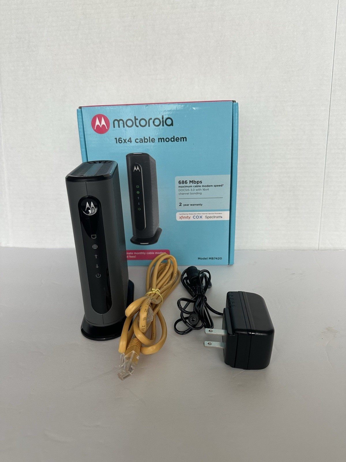 Motorola MB7420 16×4 Cable Modem 686 Mbps DOCSIS 3.0(gray/black)