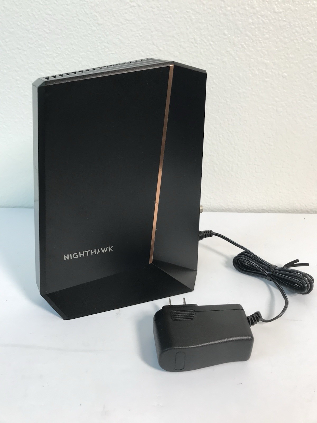 Netgear Nighthawk CM2000 2.5Gbps Multi Gig Internet Speed Cable Modem DOCSIS 3.1