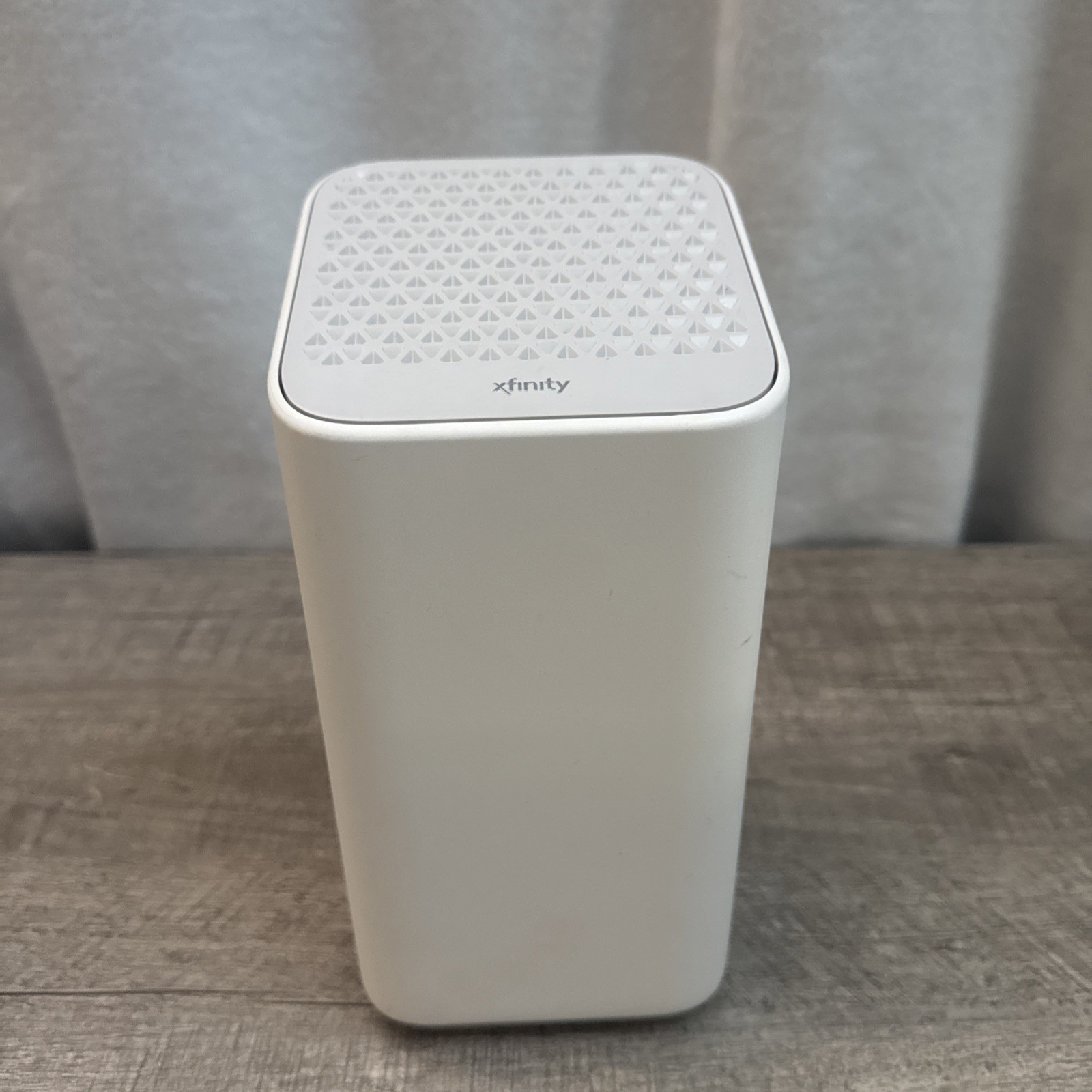 Comcast Xfinity XB7-T GIGABIT Modem WiFi Router No Power Cord – UNTESTED