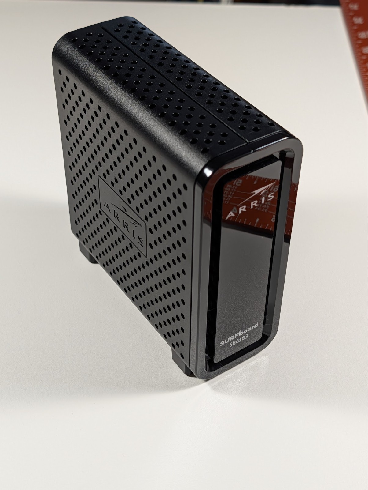 ARRIS Surfboard SB6183 DOCSIS 3.0 Cable Modem Black