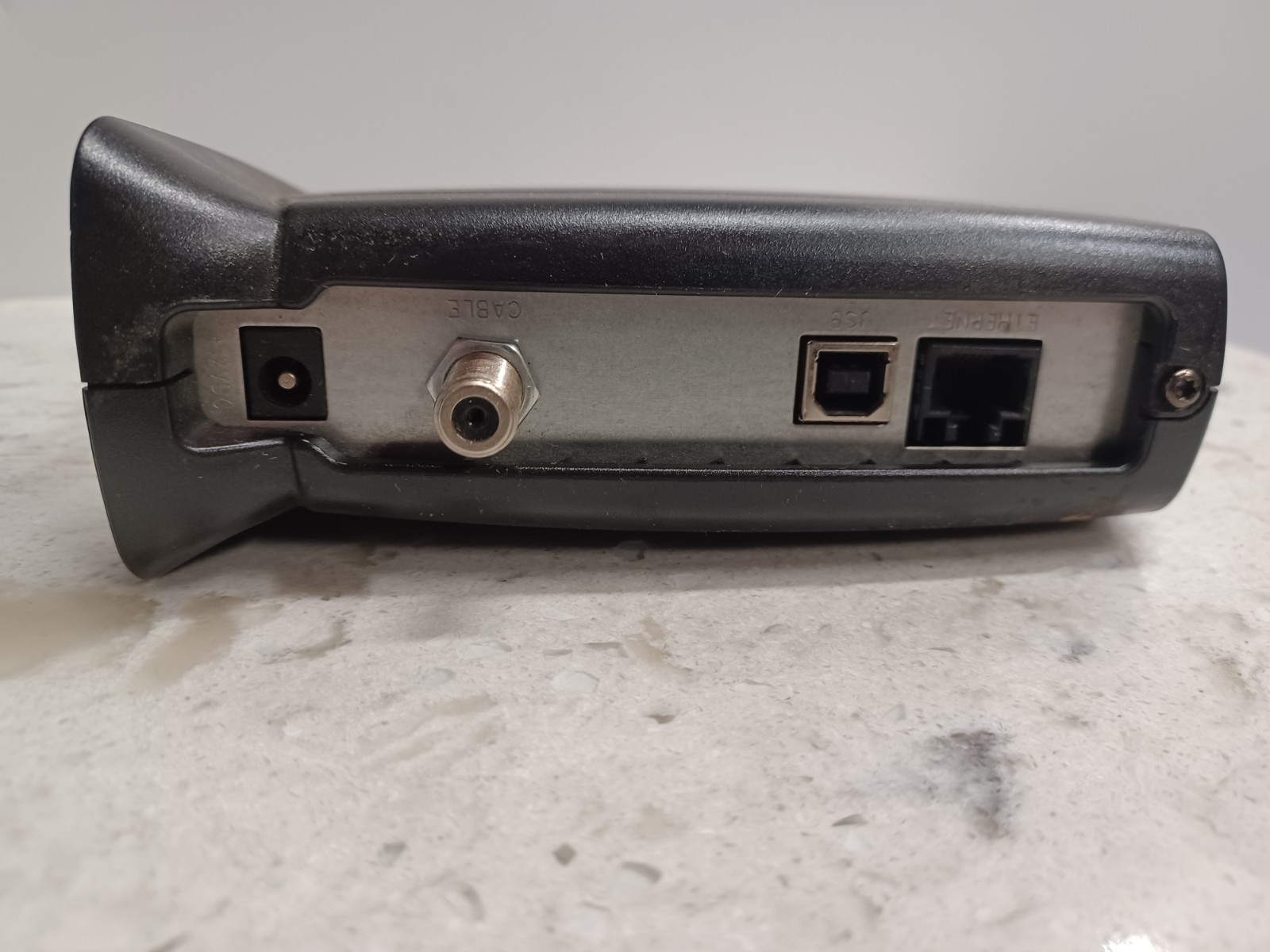 Motorola SURFboard SB5101 Cable Modem Black No Cords Included Modem Only Used