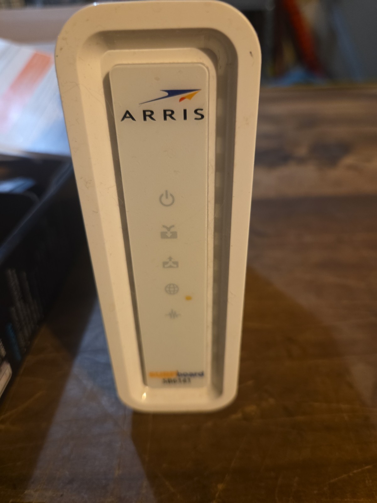 Arris Surfboard Cable modem SB6141 DOCSIS 3.0