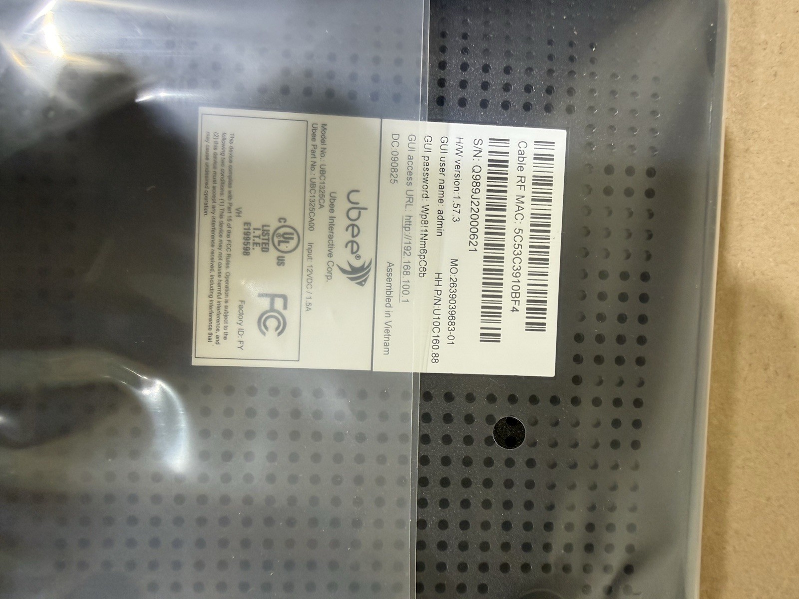 Ubee Docsis 3.1 Data Modem UBC1325CA00
