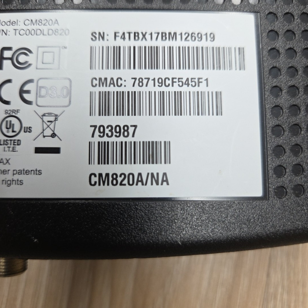 Arris CM820A DOCSIS 3.0 cable modem w/ power adapter (B1)