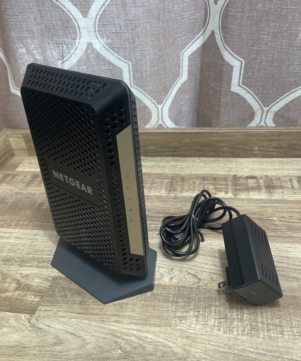NETGEAR CM1000v2 Nighthawk DOCSIS 3.1 Cable Modem USED WORKING