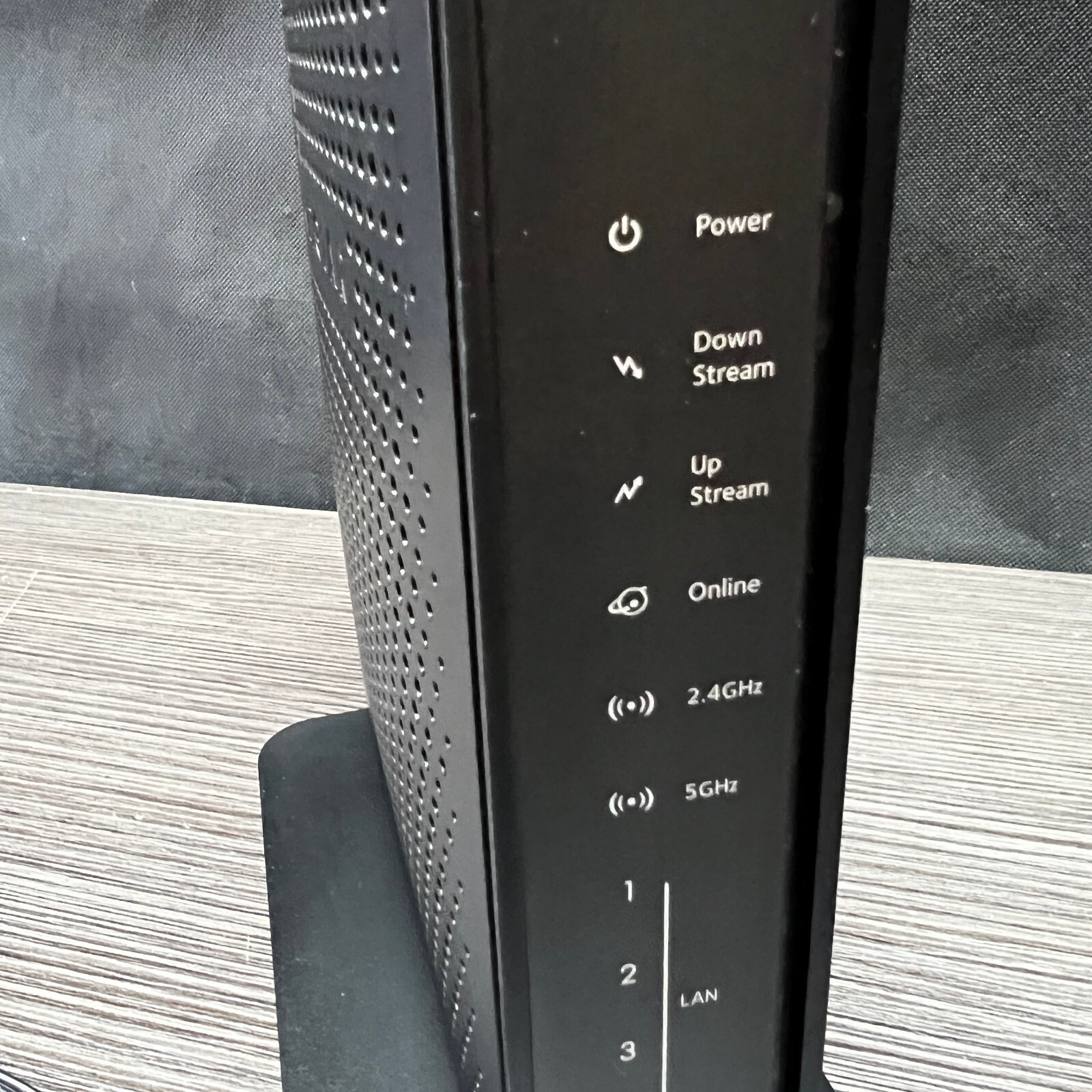 NETGEAR C6300BD AC1900 DOCSIS 3.0 Cable Modem and WiFi Router Used Working