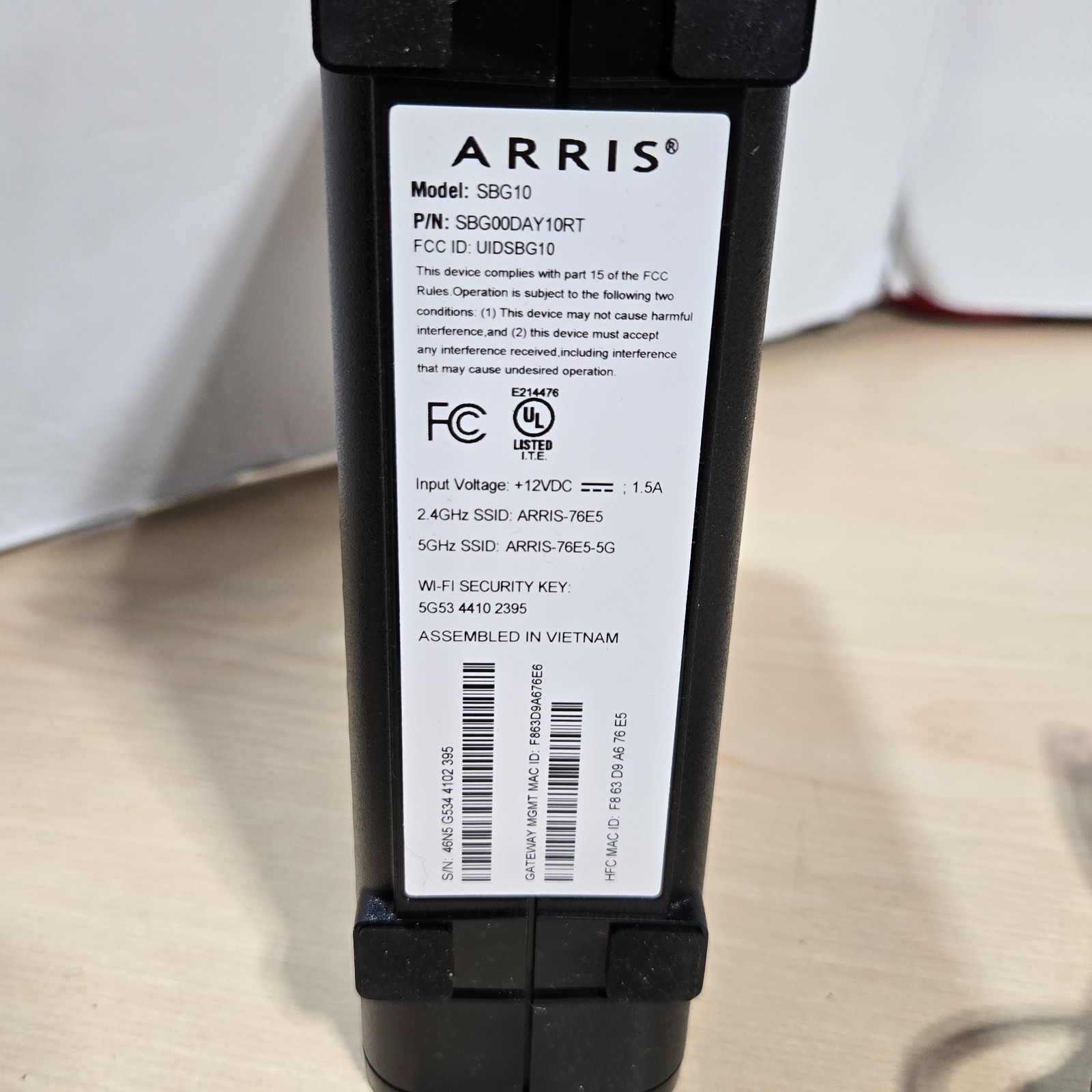 ARRIS SBG10 SURFboard AC1600 Dual-Band Cable Modem Router – Black