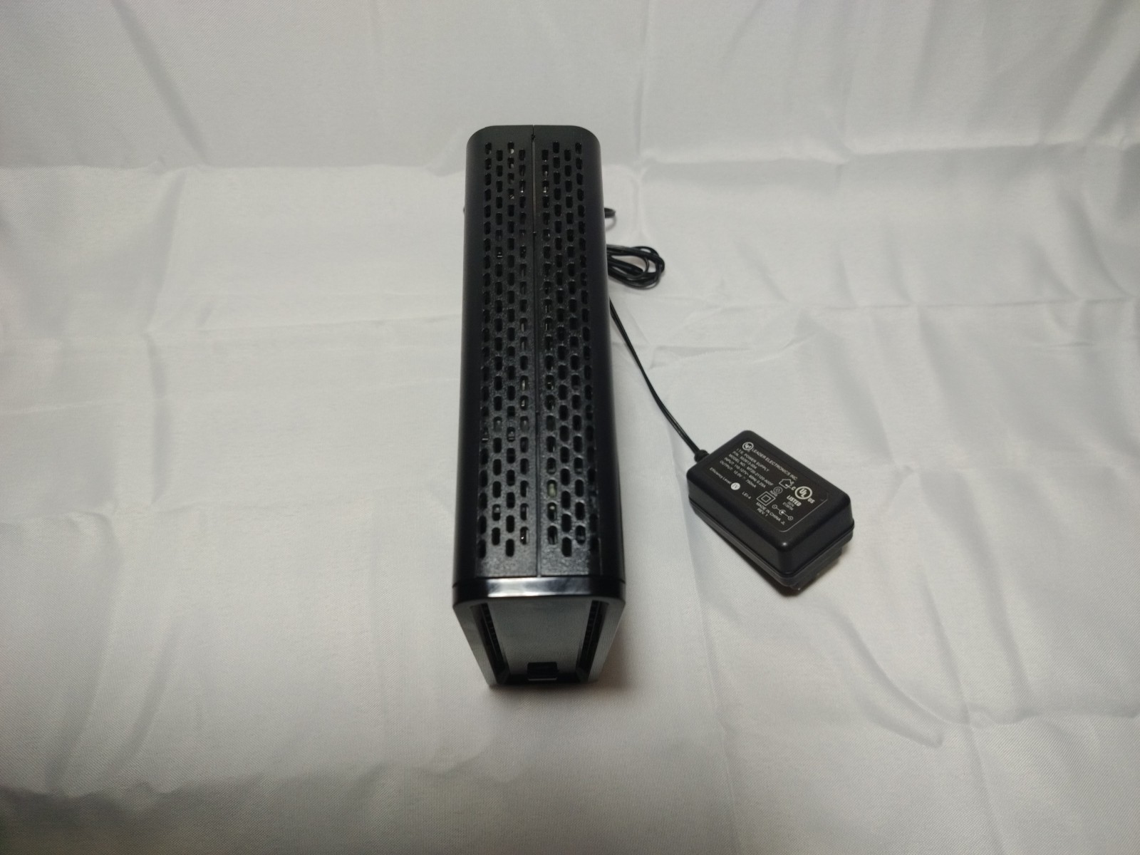 Motorola ARRIS SURFboard SBG6580 3.0 Cable Modem Wi-Fi Router w/Adapter Plug