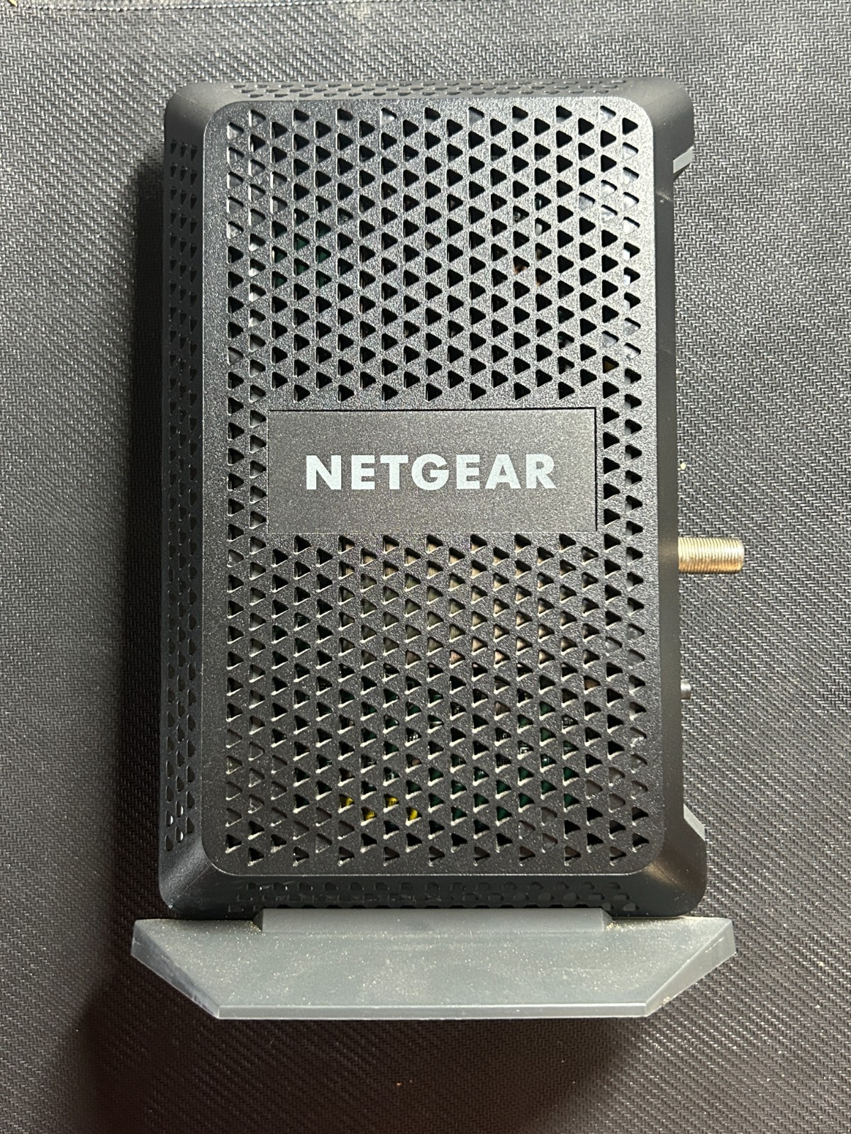 NETGEAR CM1000 Wired-Ethernet (RJ-45) Cable – CM1000100NAS (Black)