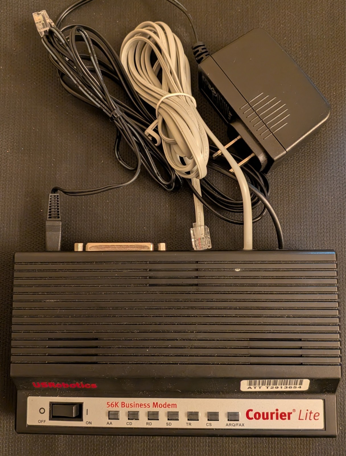 US Robotics Courier Lite 56K Business Modem 5686G V.92 Serial +Adapter & Cables