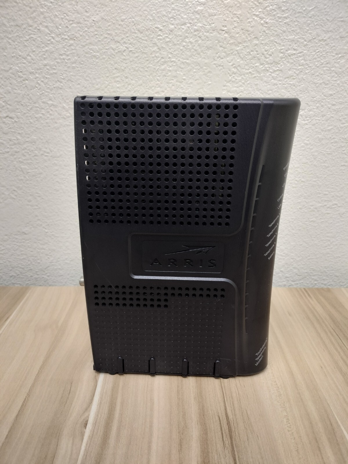 Arris TM604G Touchstone Telephony Cable Modem (TM04AHDG6) w/ Power Cord