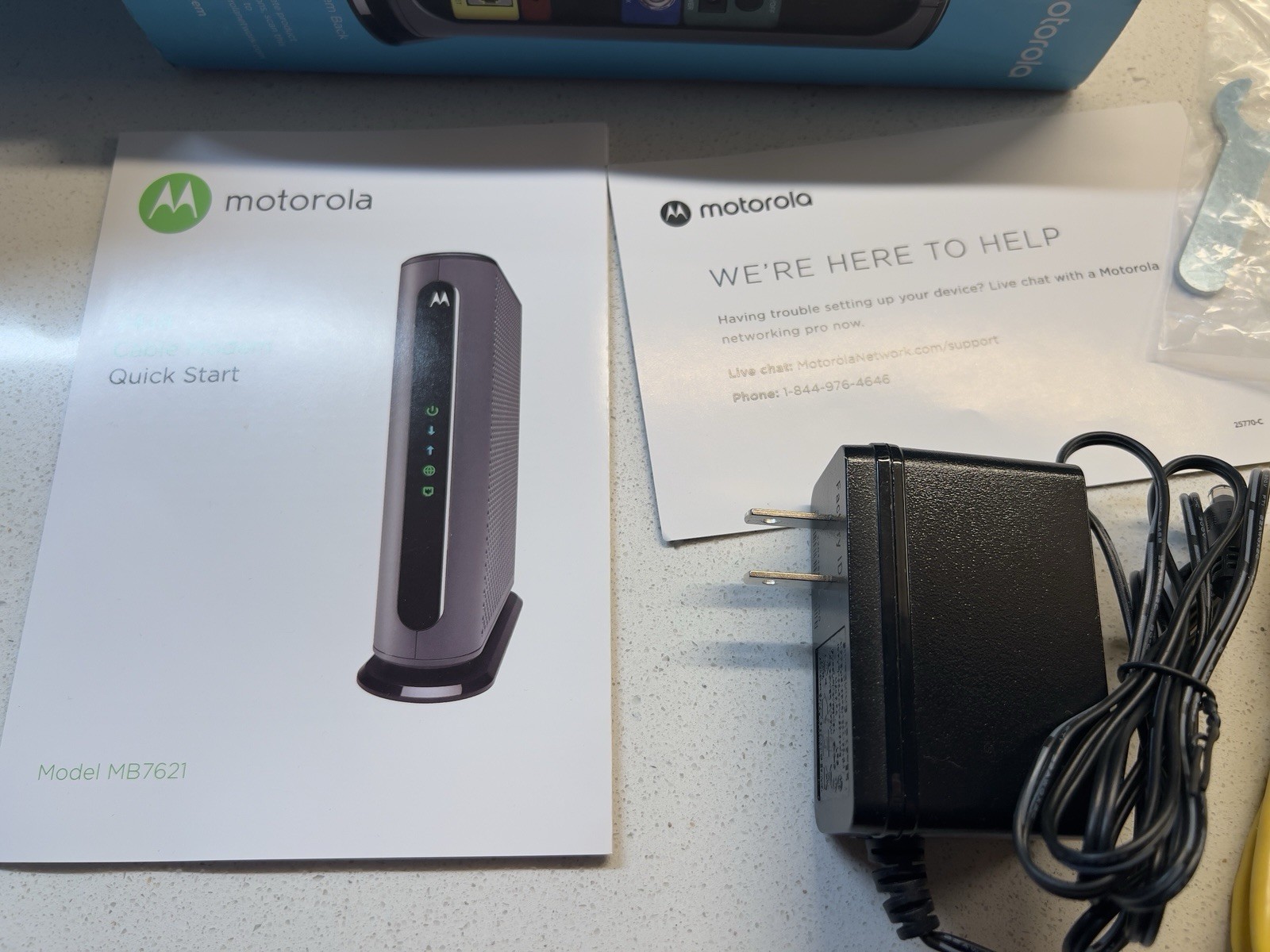 Motorola 24×8 Cable Modem MB7621 DOCSIS 3.0 1000+ mbps New Open Box – See Pics